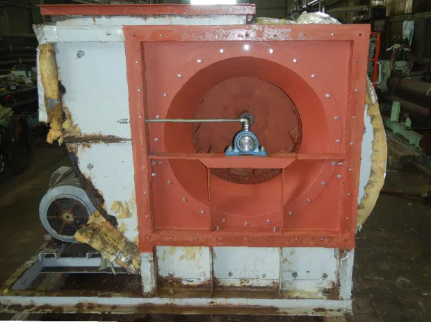 ダクト用大型換気扇の完成写真